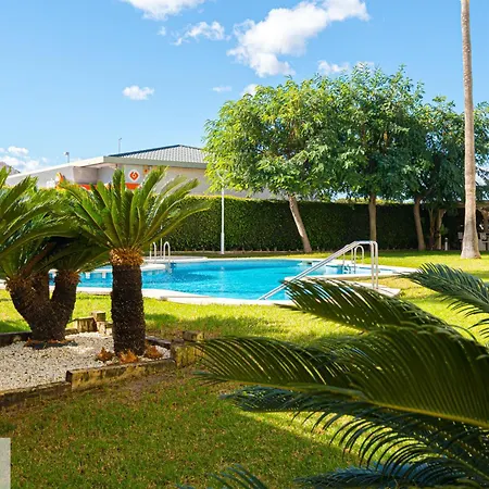 Luxury 2 Bed 2 Bath With Pool Lejlighed *