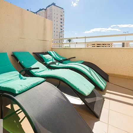 Luxury 2 Bed 2 Bath With Pool