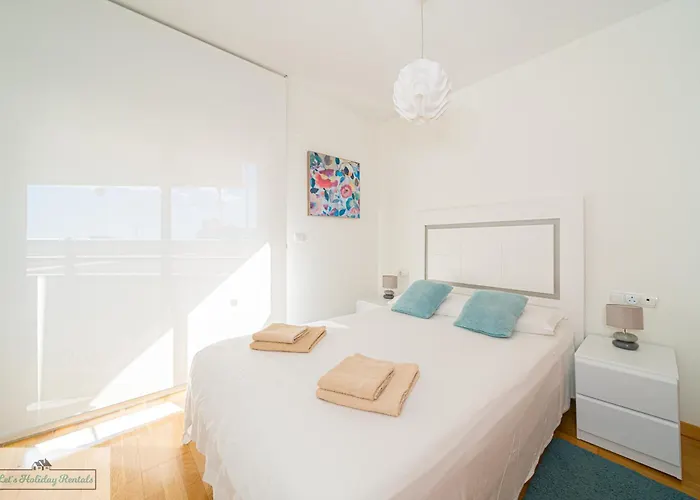 Luxury 2 Bed 2 Bath With Pool Apartman *
